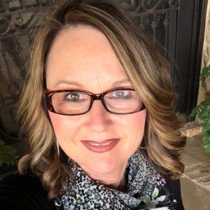 Meet your Posher, Pam